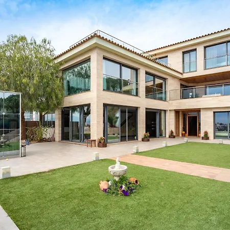 Villa De Lujo En Blanes Blanes