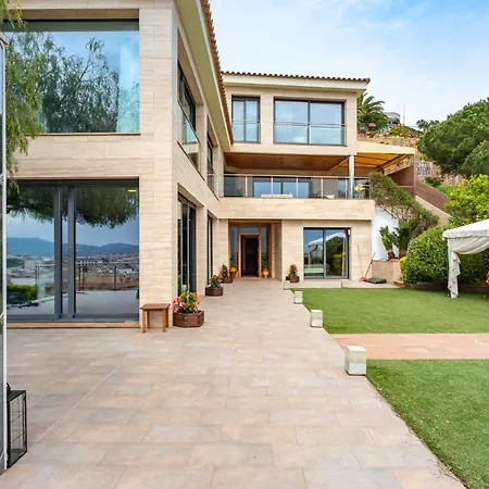 Villa De Lujo En Blanes Blanes